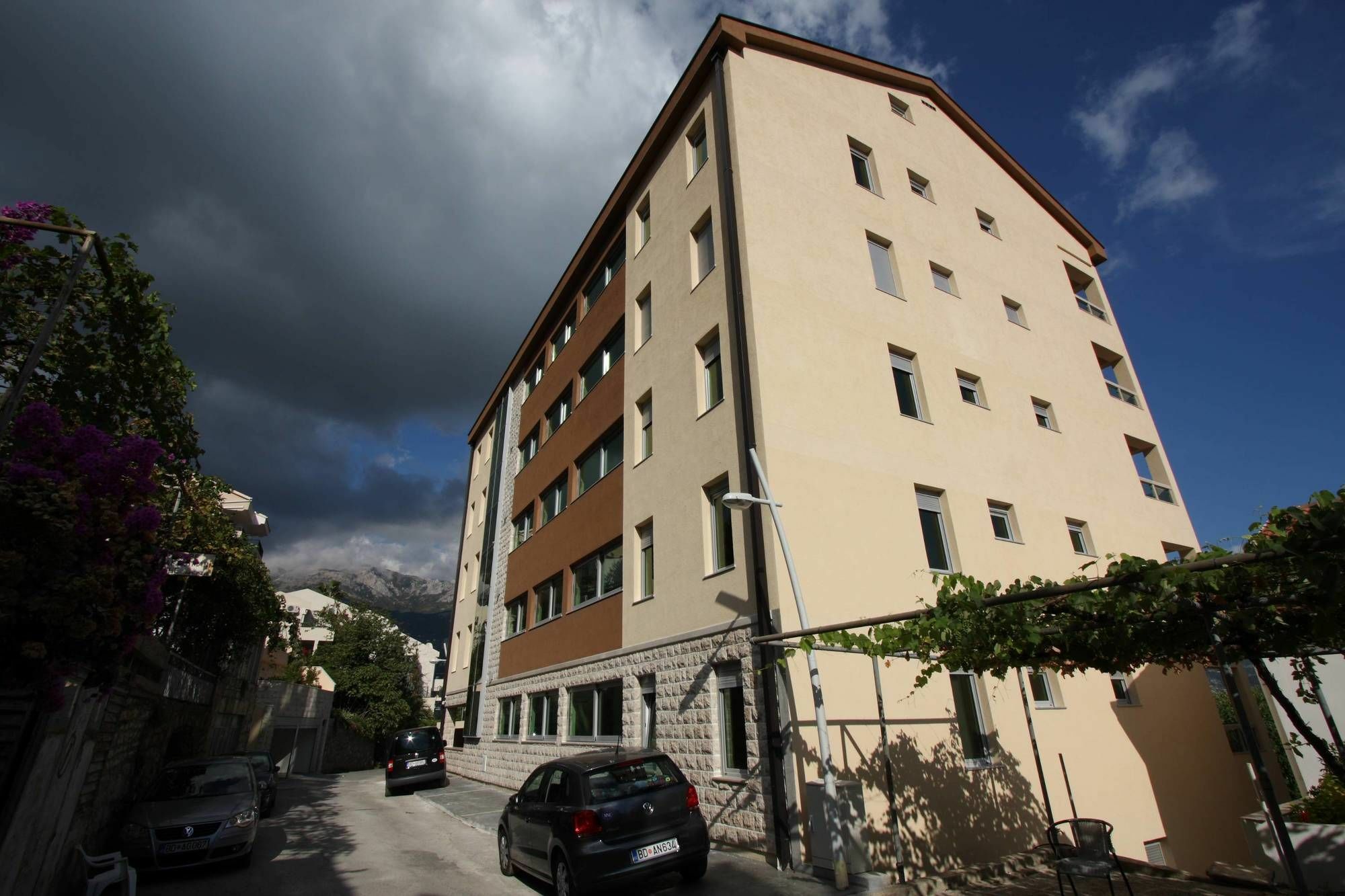 The Old Town Terrace Apartments 부드바 외부 사진